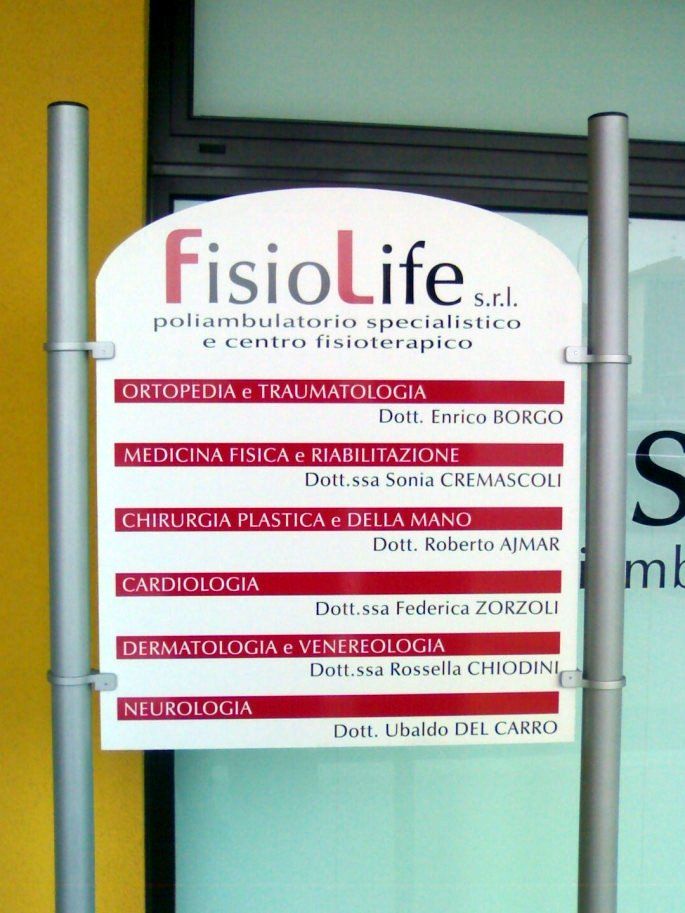 totem insegne targhe pubblicità  pavia