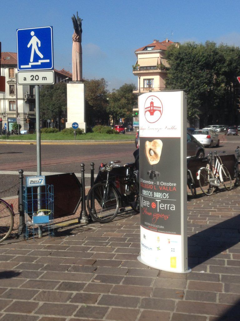 totem insegne pubblicità pavia