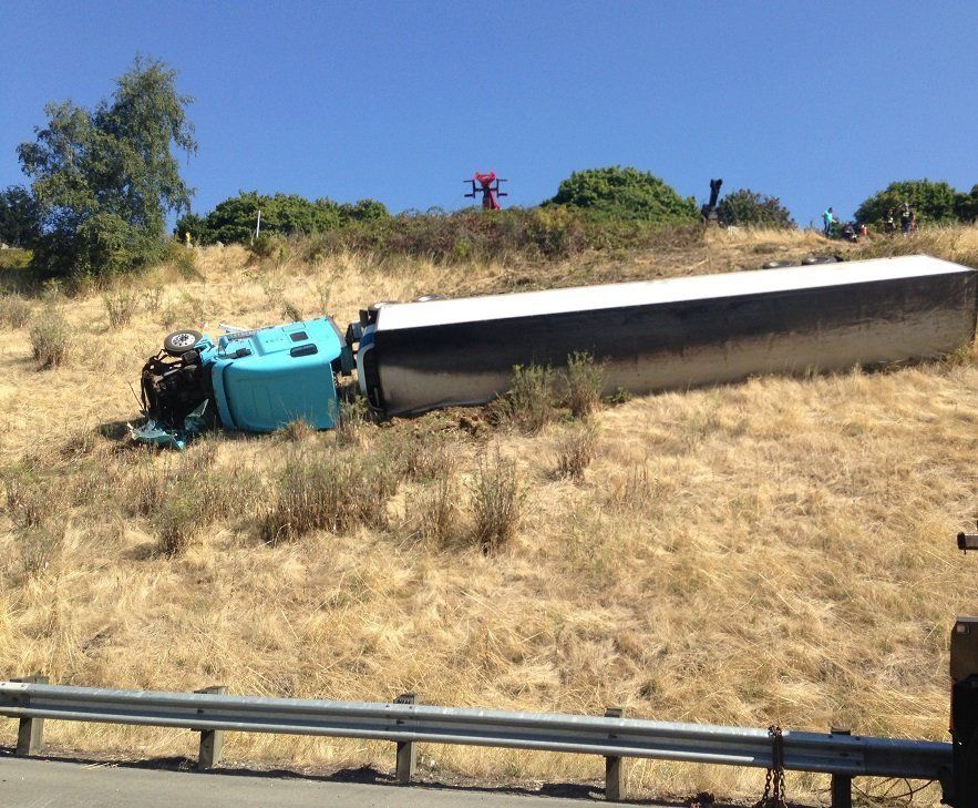 Overturned Truck — Seattle, WA — Gary's Westside Towing