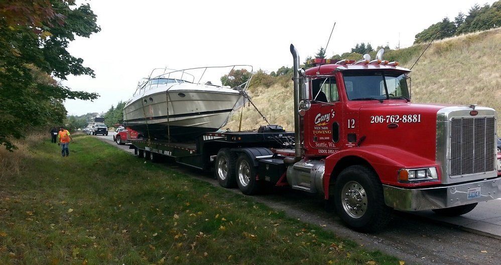 Yacht at the Truck — Seattle, WA — Gary's Westside Towing