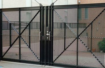 black gates