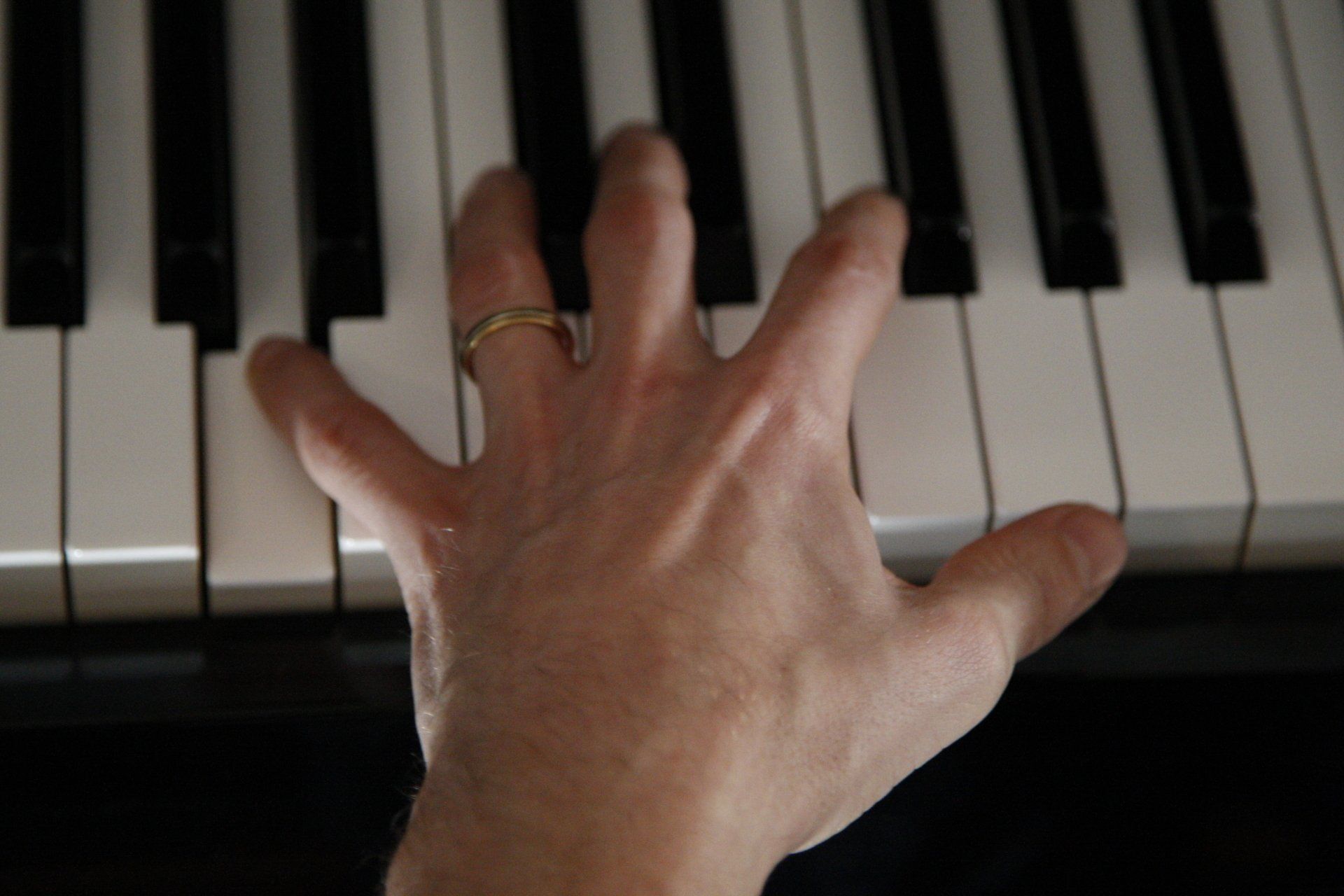 Piano Link