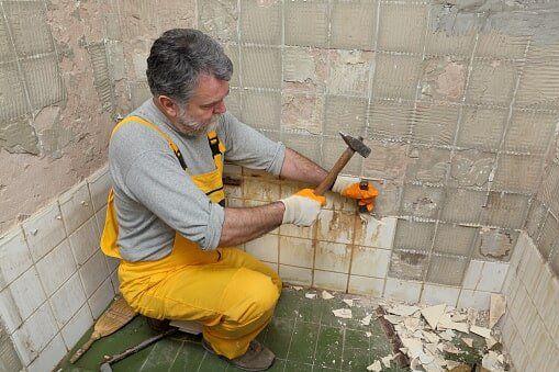 repair man - Home Remodeling Contractor in Charlotte County, FL