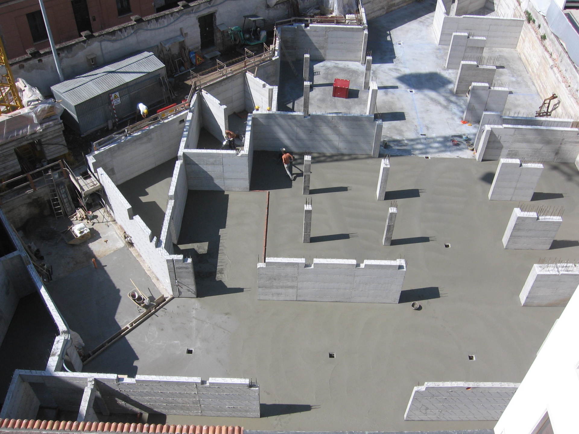 Basement view with septa and pillars in reinforced concrete