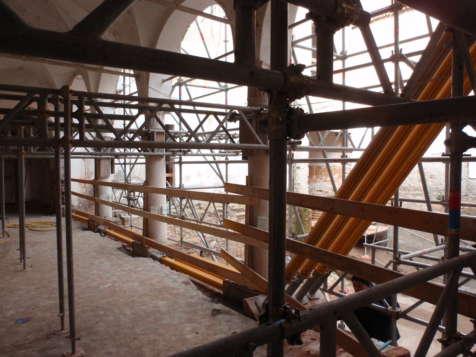 colonnade