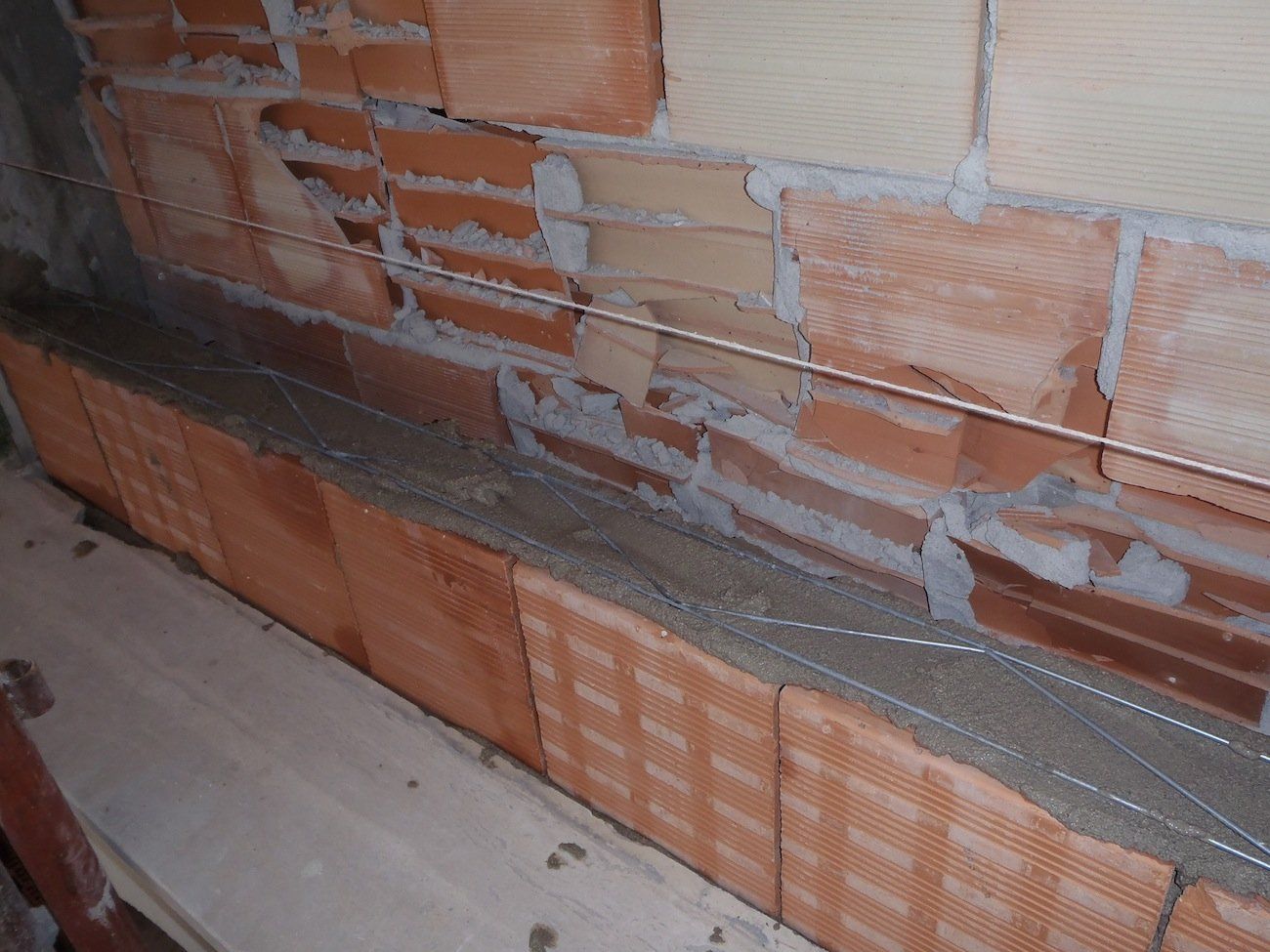 execution of reinforced masonry with Murfor