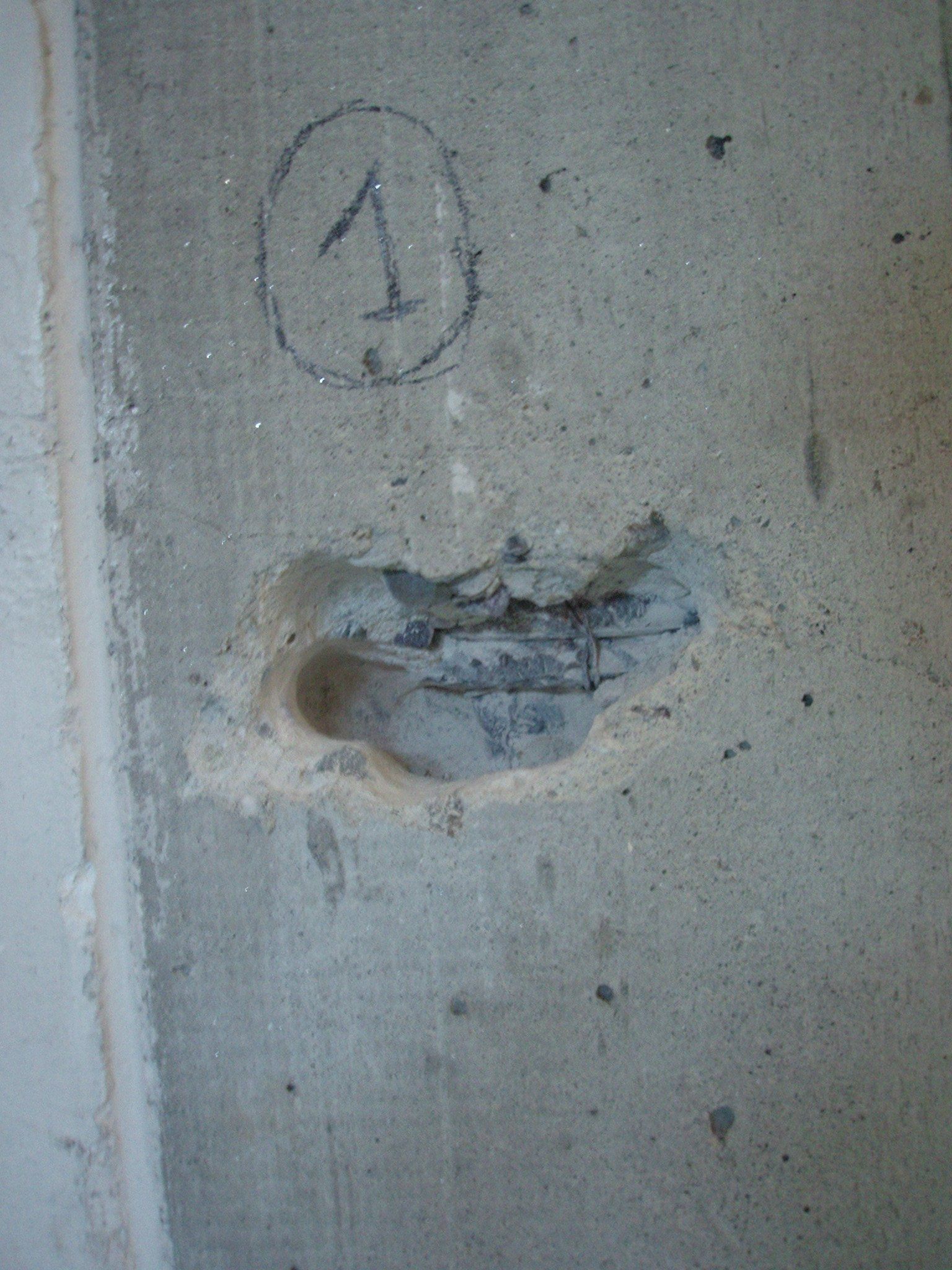 Pole 1