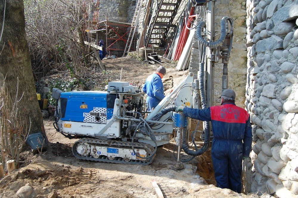 Execution of sub-foundation micropiles