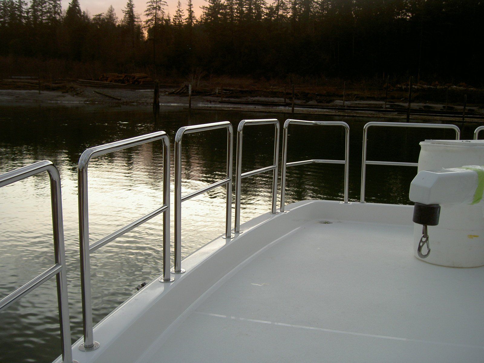 Staple rails with crossmembers installed o