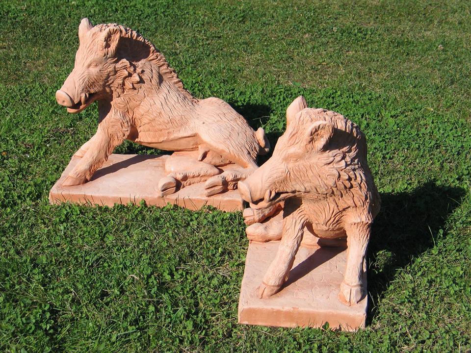 cinghiali in terracotta