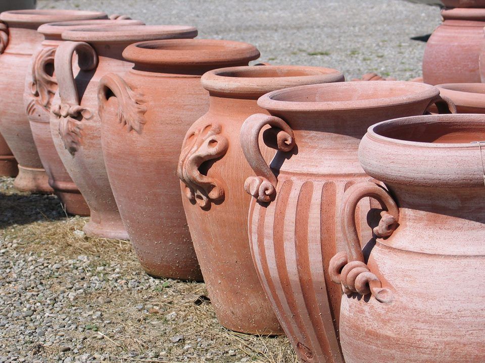 anfore in terracotta