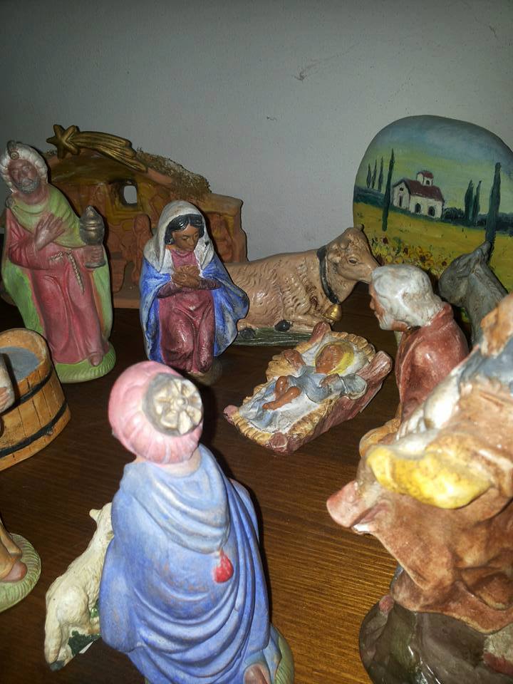 staute del presepe in cotto