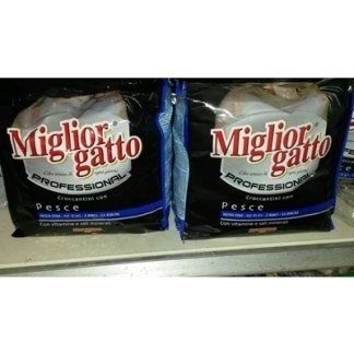 Cibo per gatti