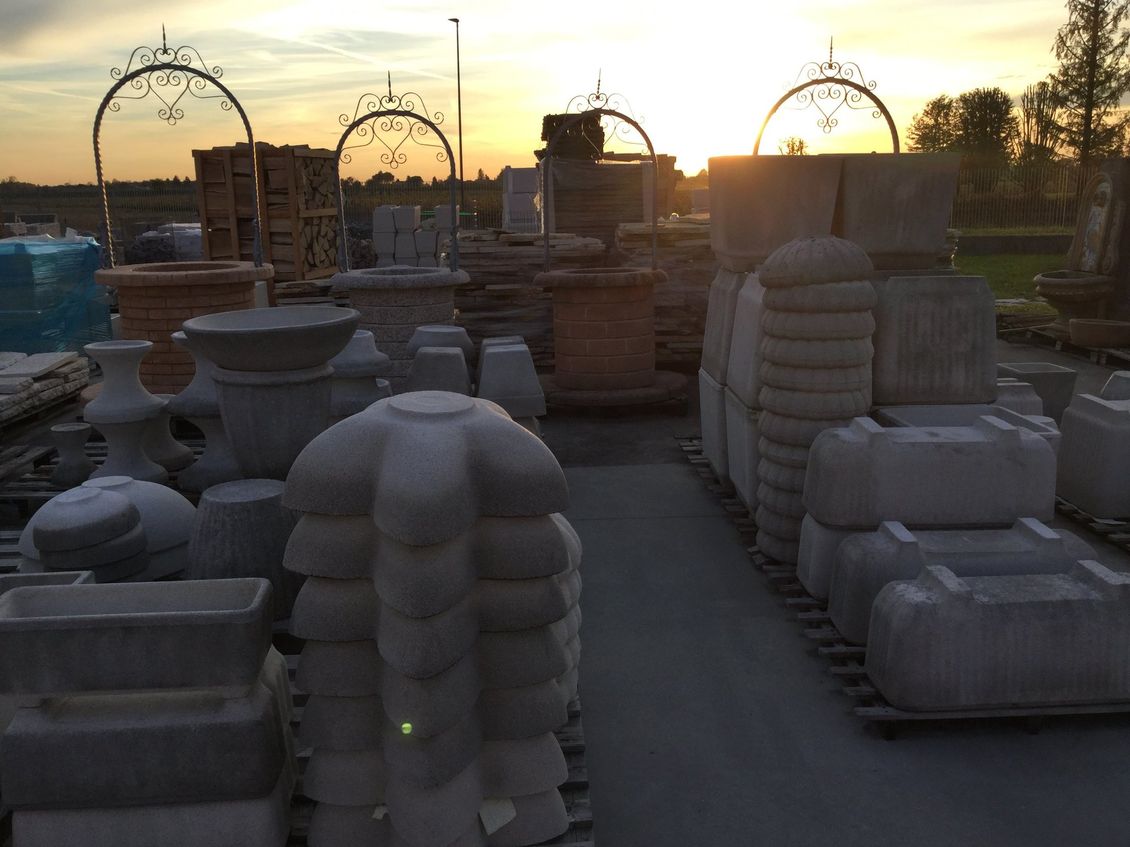 accessori per decorazione giardino