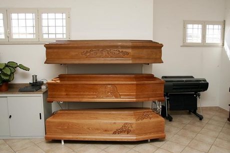 tre bare di legno