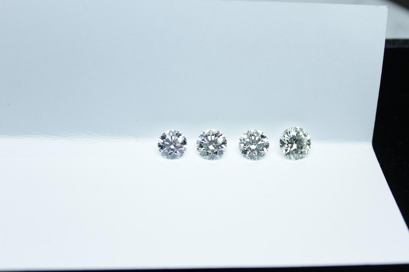 Diamond Color Education
