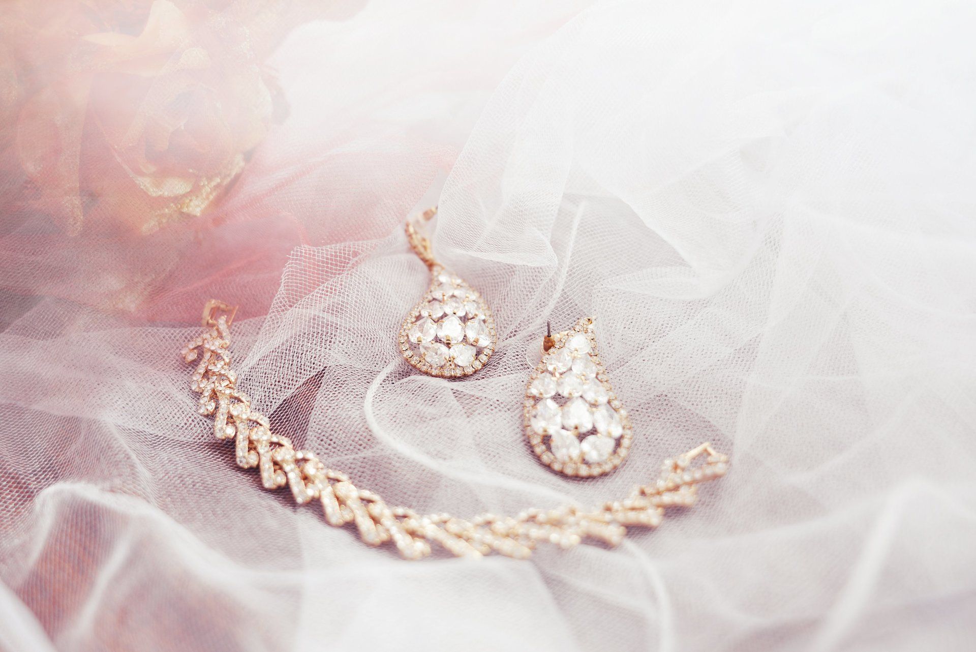 Strassschmuck