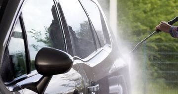 We offer professional car valeting services in Belfast