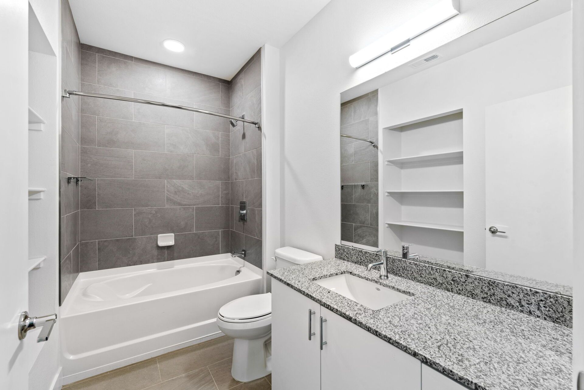 Dali (1 Bedroom)