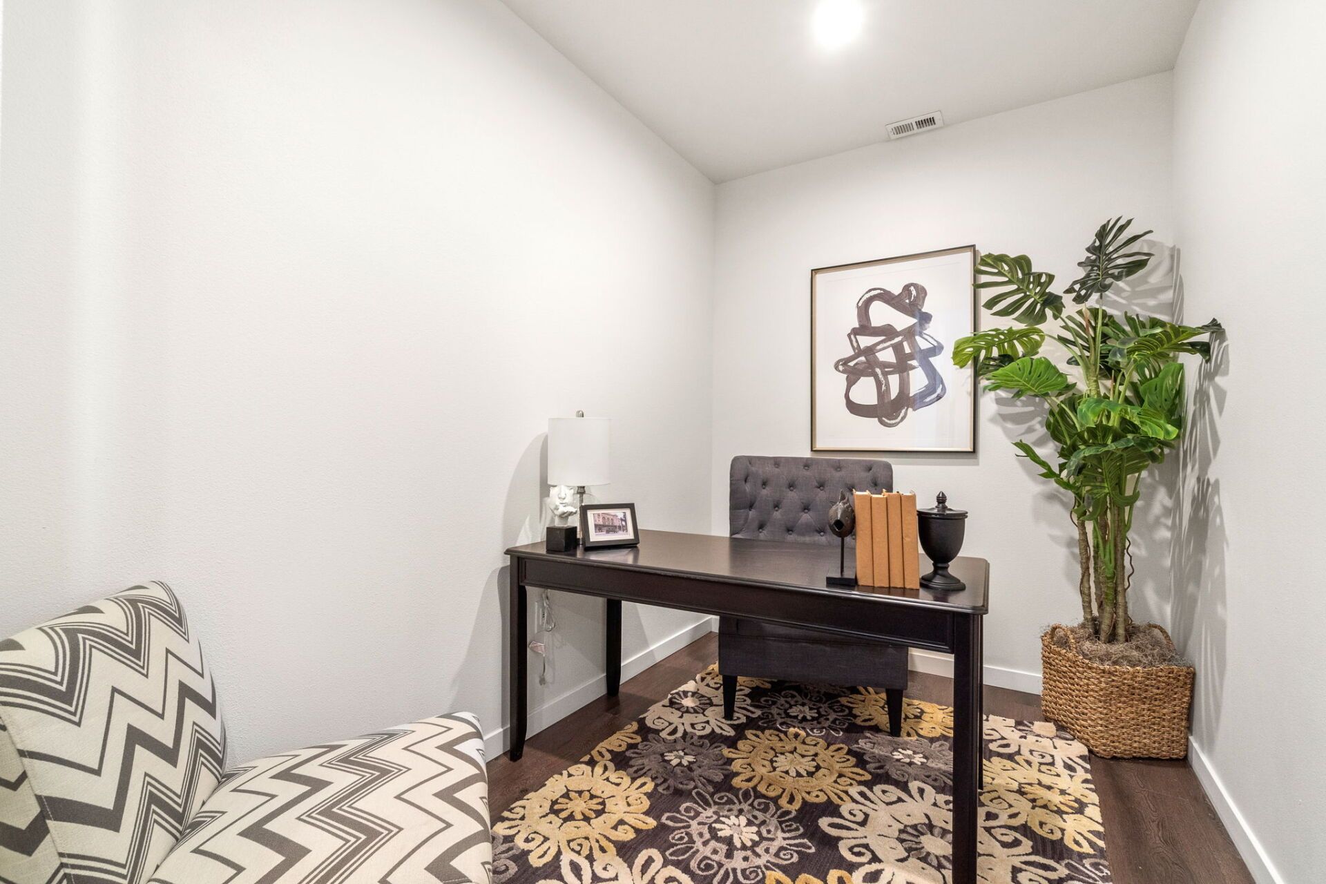mile high apartments B2
