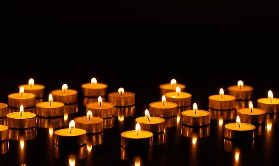 Candele per veglia funebre