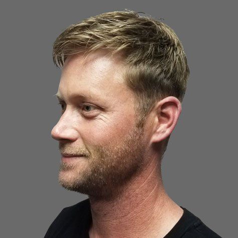 Men's hair piece in place