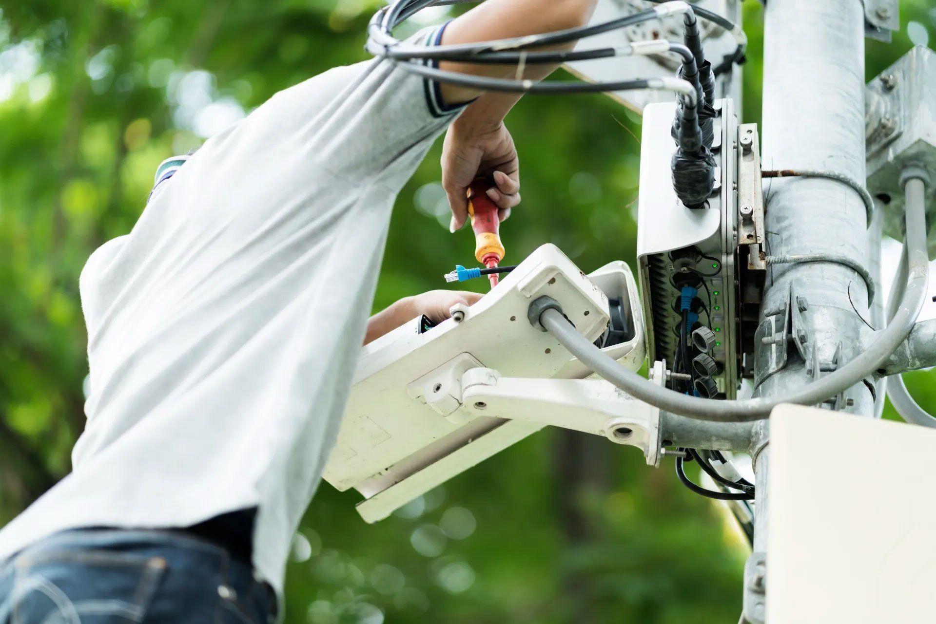 Security System Maintenance — Houston, TX — Dixie Safe & Lock Service Inc.