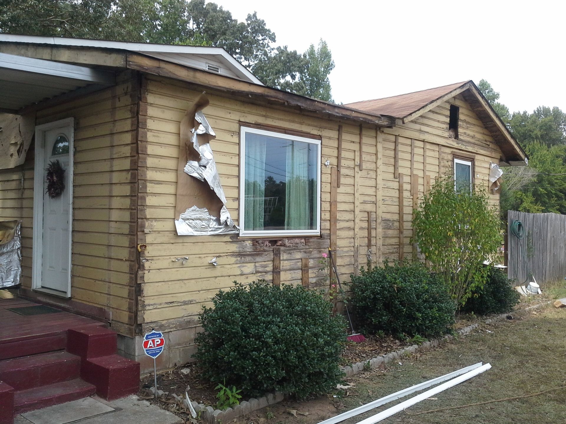 before new windows and siding | Tuscaloosa, AL