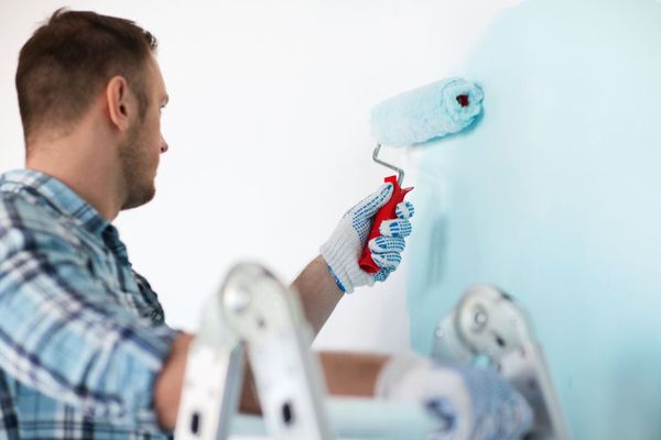 Verniciatura in azzurro