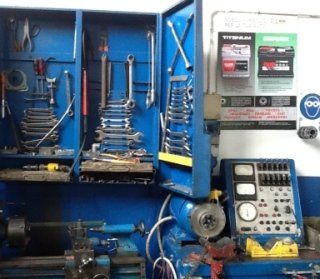 sostituzione candele, riparazioni auto, cambio batterie