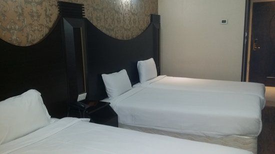 Tehran Baba Taher Hotel,Tehran hotels, iran hotels  ,3 star hotel in tehran