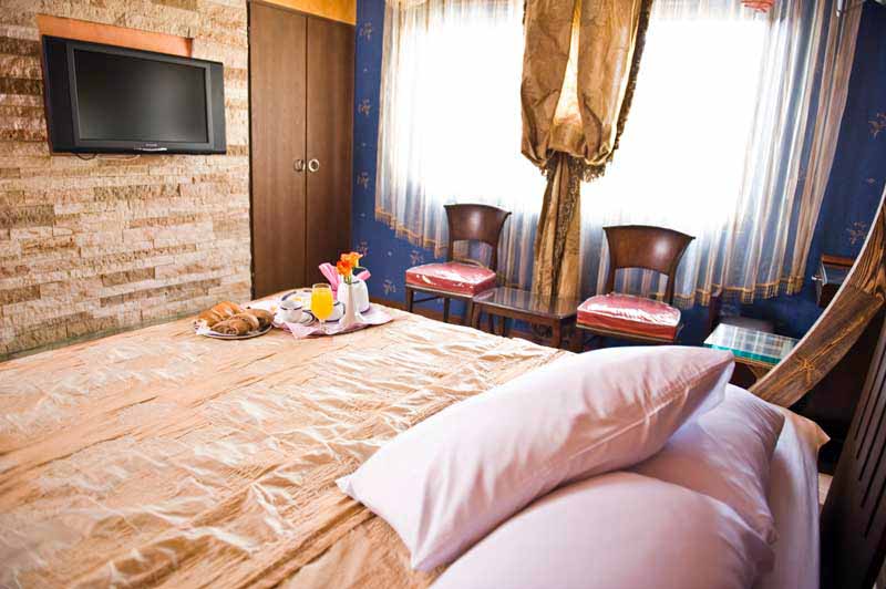Tehran Ferdowsi Grand Hotel ,Tehran hotels, iran hotels,  4 star hotel in tehran