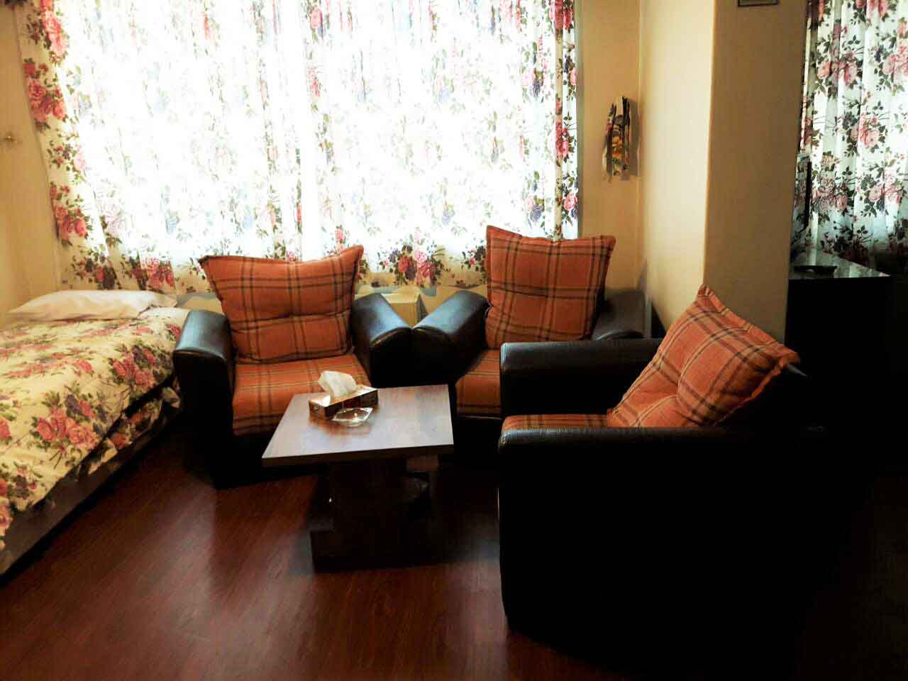 Tehran New Naderi Hotel ,Tehran hotels, iran hotels ,3 star hotels in tehran