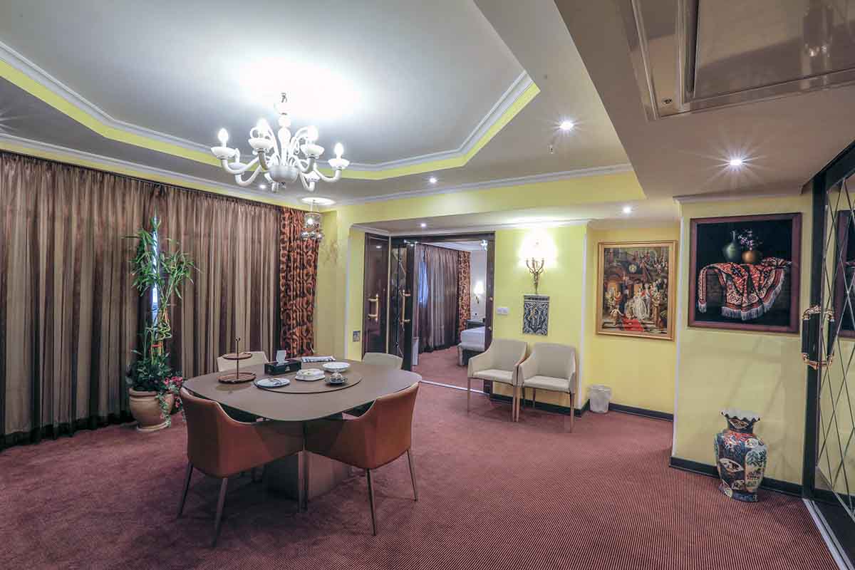 Tehran Niloo Hotel ,Tehran hotels, iran hotels , 4 star hotels in tehran