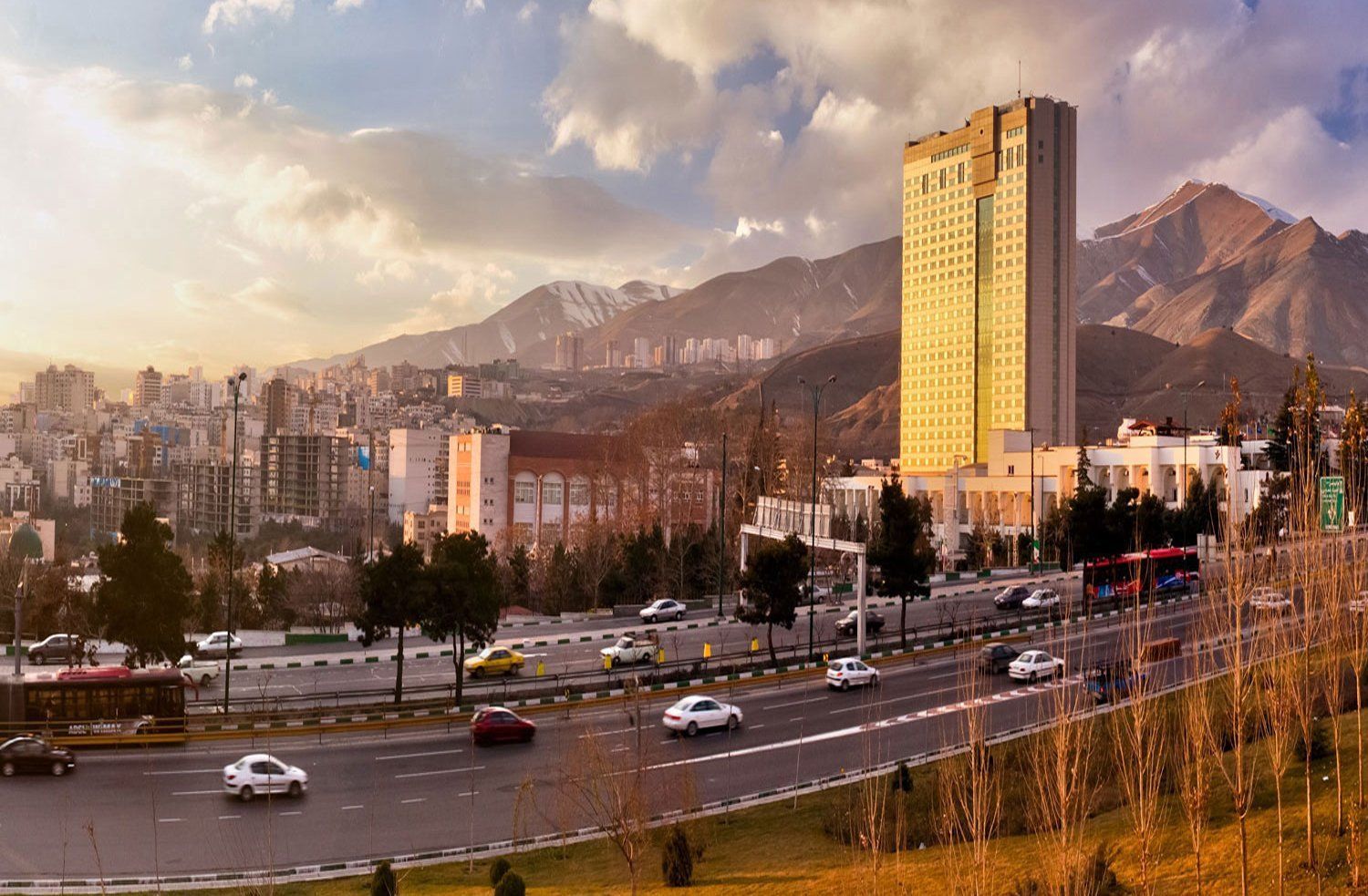 Tehran Parsian Azadi Hotel ,Tehran hotels, iran hotels, tehran 5-star hotel