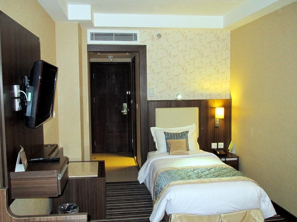 Tehran Parsian Enghelab Hotel ,Tehran hotels, iran hotels