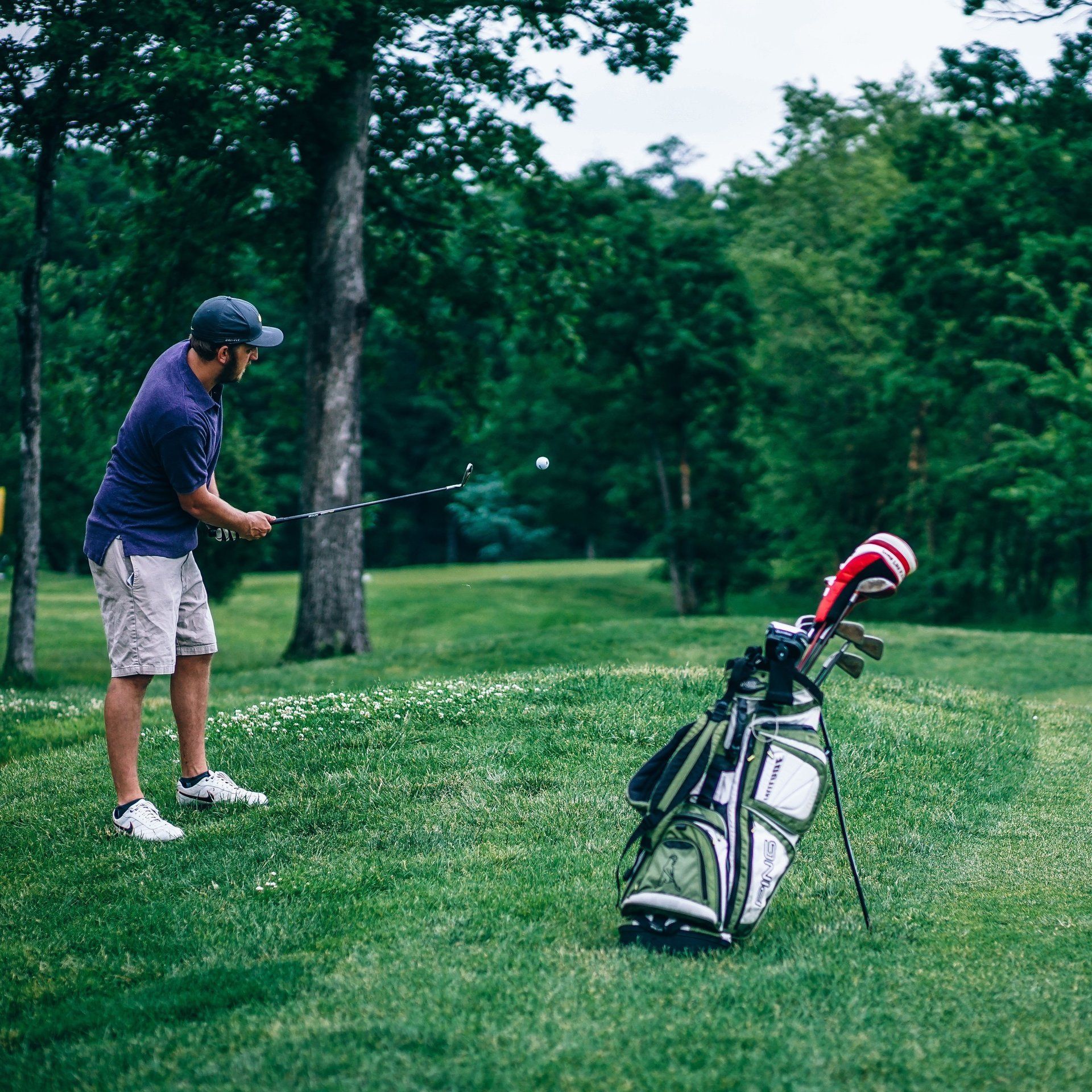 Photo of a man golfing