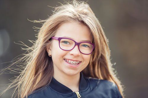 Girl with teeth braces
