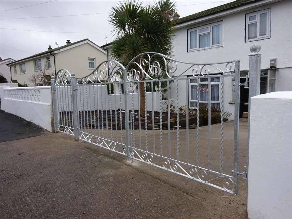 Drive Gates