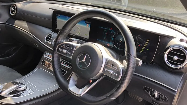 Airport Transfers Dorking