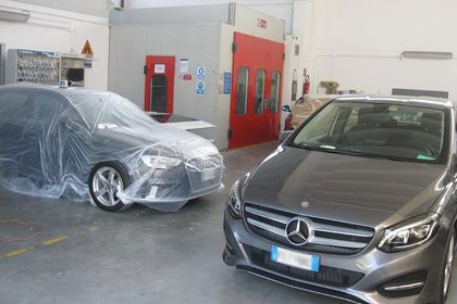 VERNICIATURA AUTO REGGIO EMILIA VERNICIATURA AUTO REGGIO EMILIA