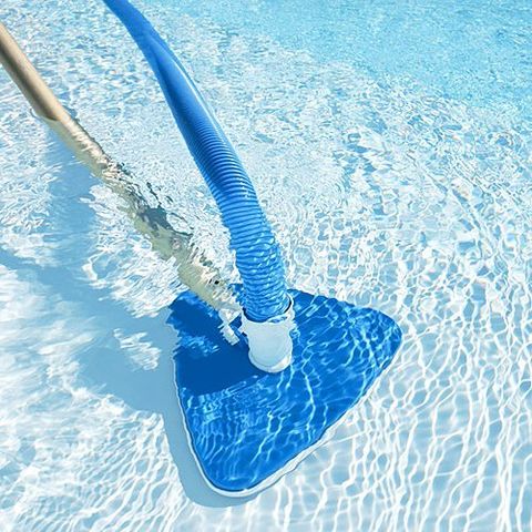 pool cleaning