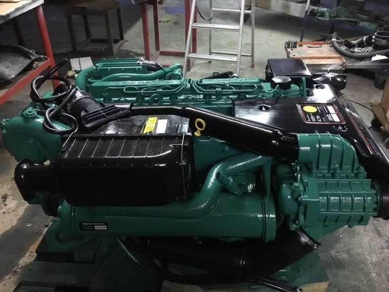 Verniciatura motore nautico