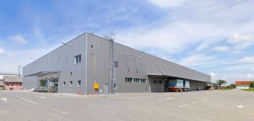 New commercial roof - commercial roofing in Santa Fe Springs, CA.