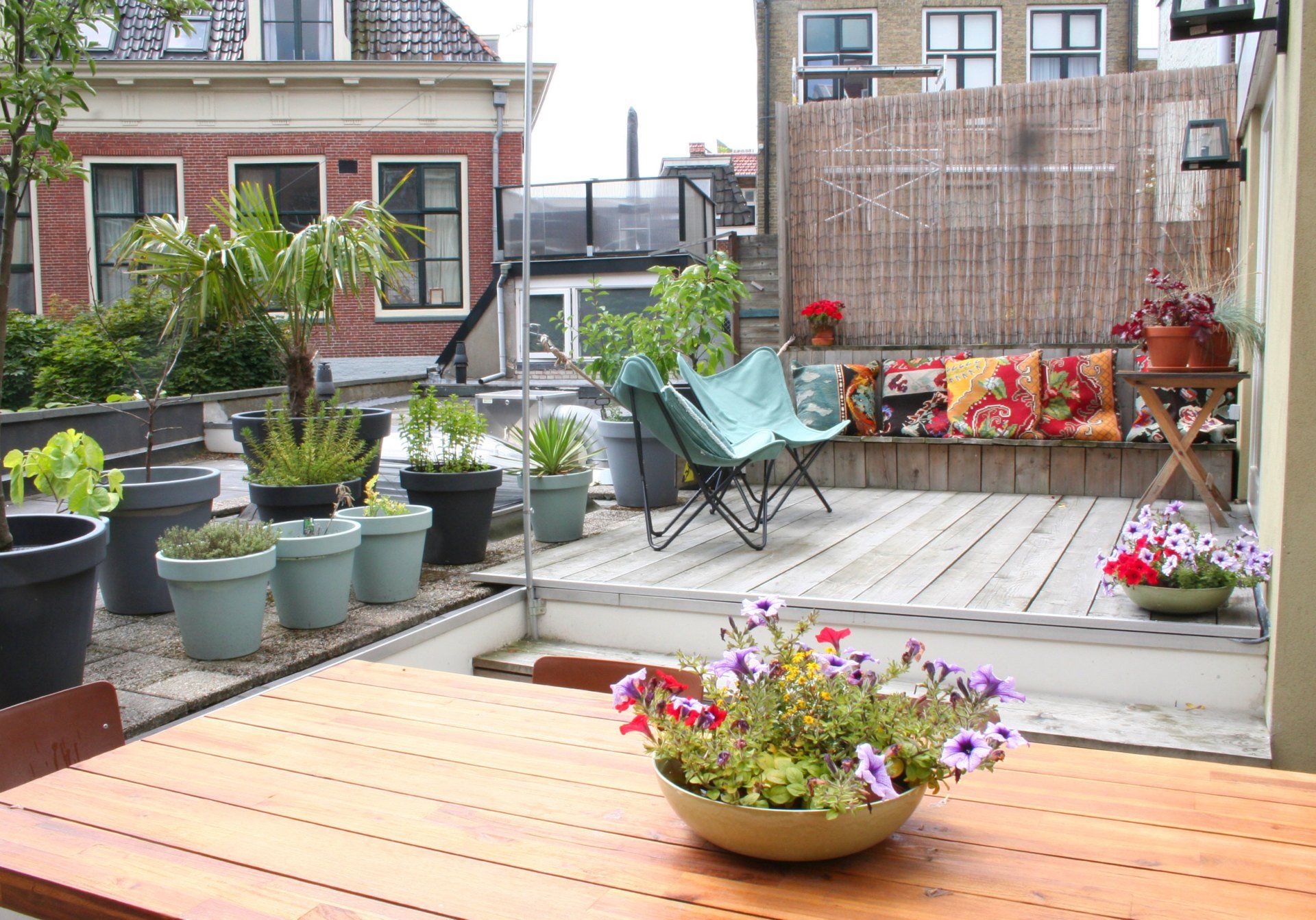 De vergaderruimte, het dakterras