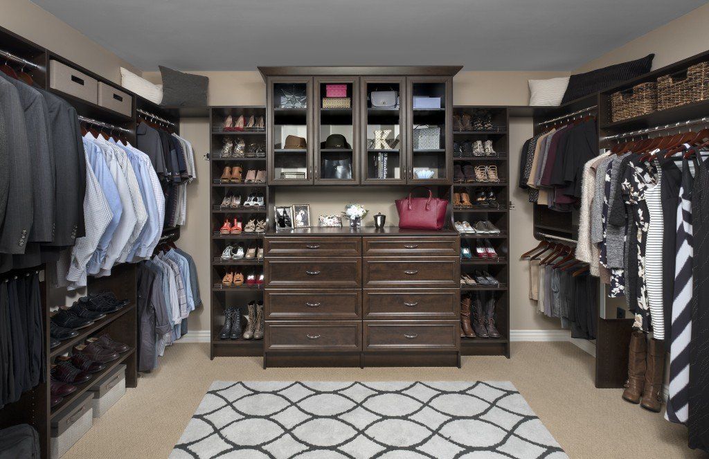 Coco Finish Custom Walk In Closet