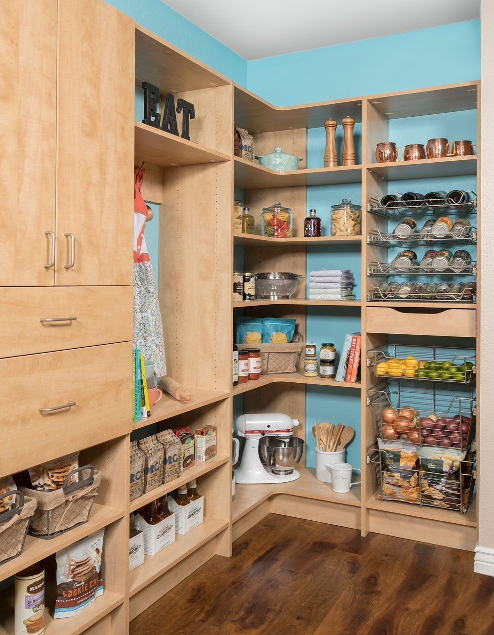 Kitchen Pantry