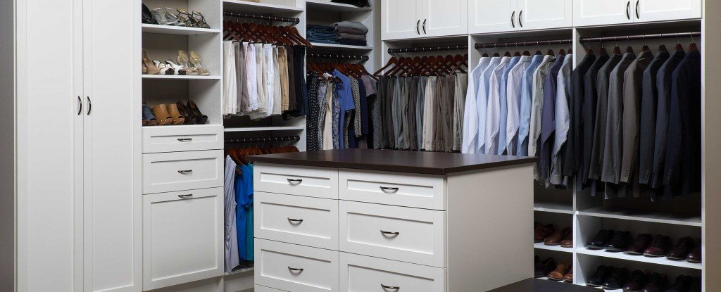 Custom Walk In Closet System