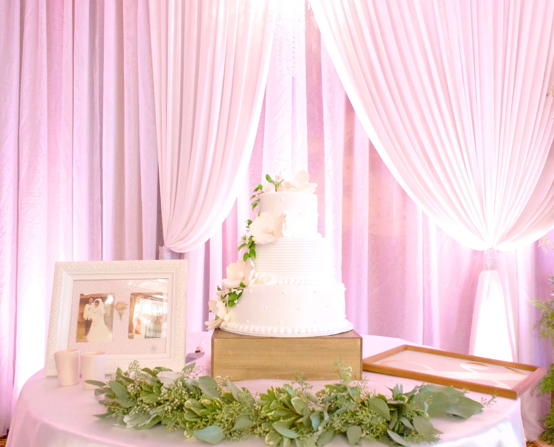 Wedding Cake Lighting