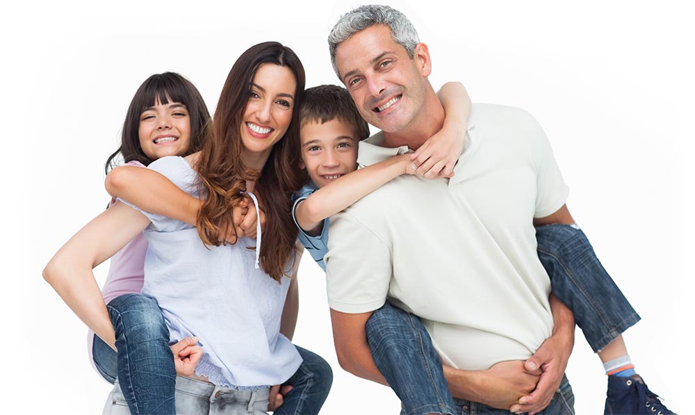 Manchester Unity Dental Centre smiling family family smiling after visiting the dentist